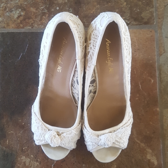 Shoes - Picture 3 of 3